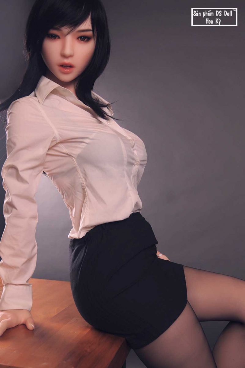 Mua Búp bê DS Keira 1m60 - Cô thư ký quyến rũ giá rẻ